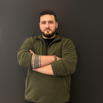 RUKİYE YÖRÜMEZ AZZADIR